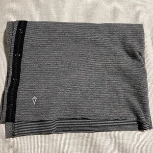 Lululemon Athletica Women Vinyasa Scarf IVIVVA